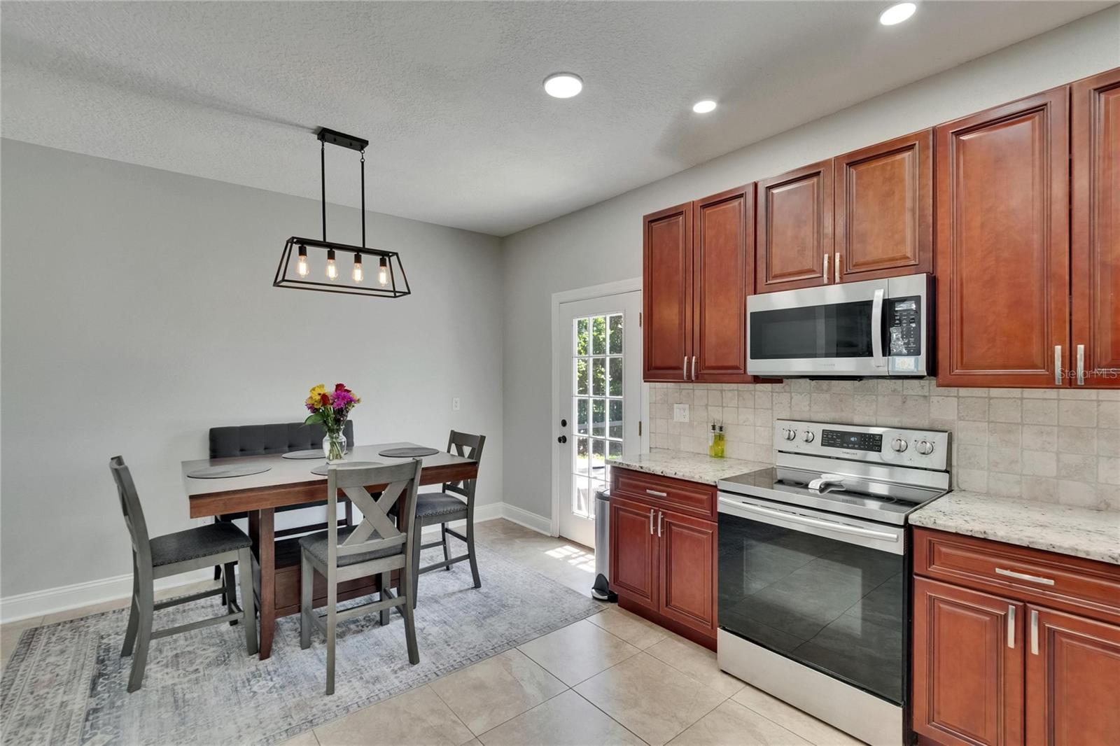 3314 CYPRESS LANDING DR, VALRICO, FL, 33596