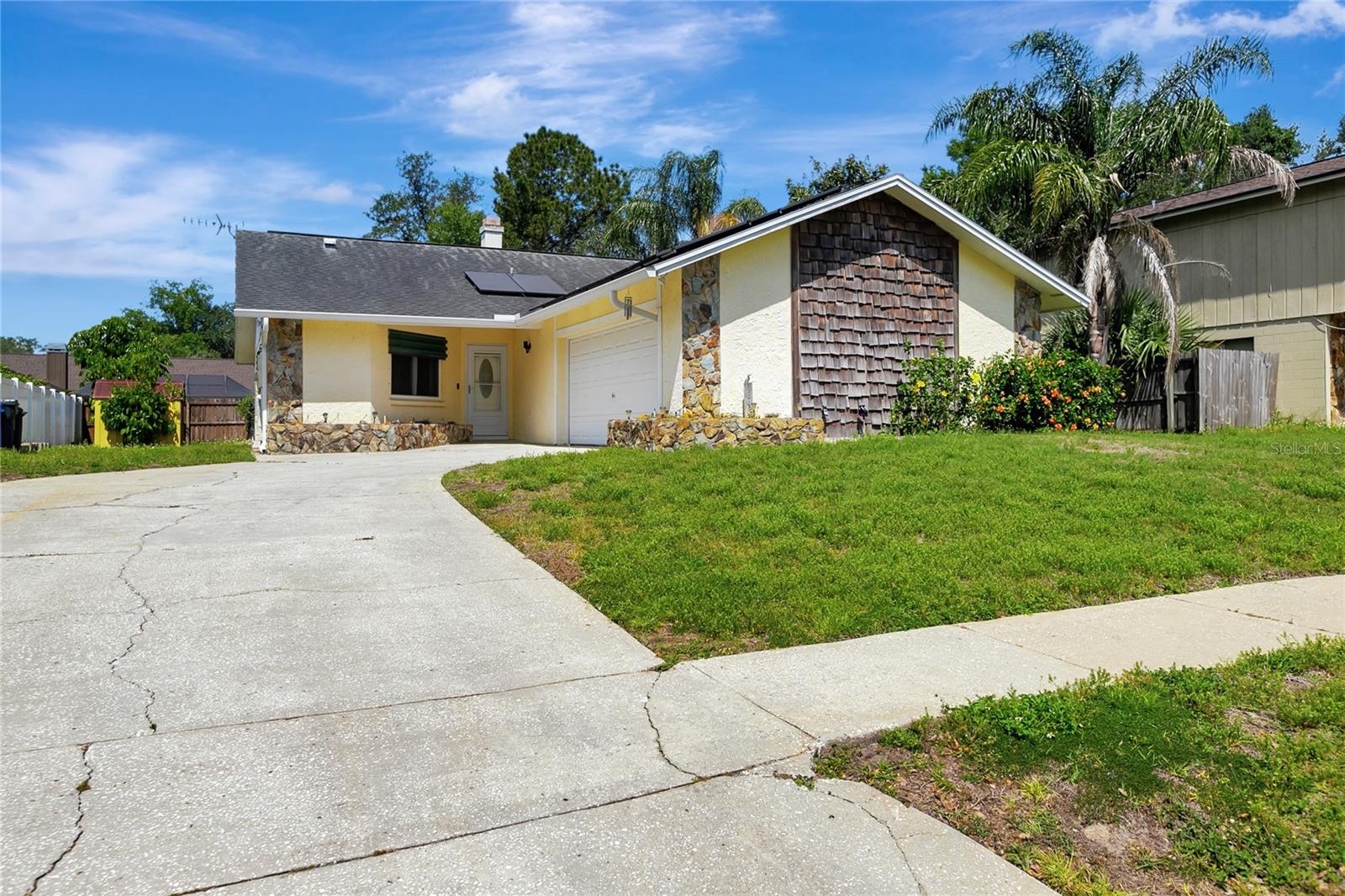 18426 STERLING SILVER CIR, LUTZ, FL, 33549