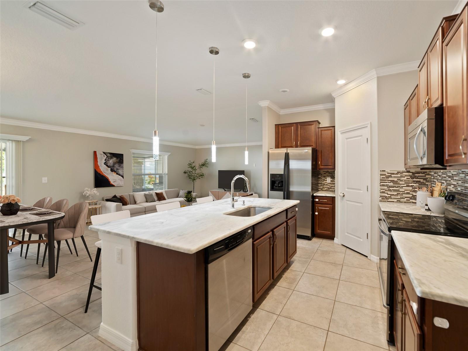 12620 FLATWOOD CREEK DR, GIBSONTON, FL, 33534