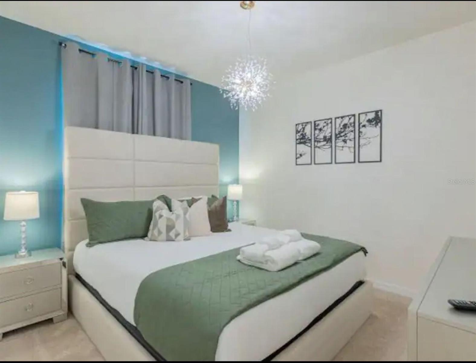 880 PARADISE DR, DAVENPORT, FL, 33897