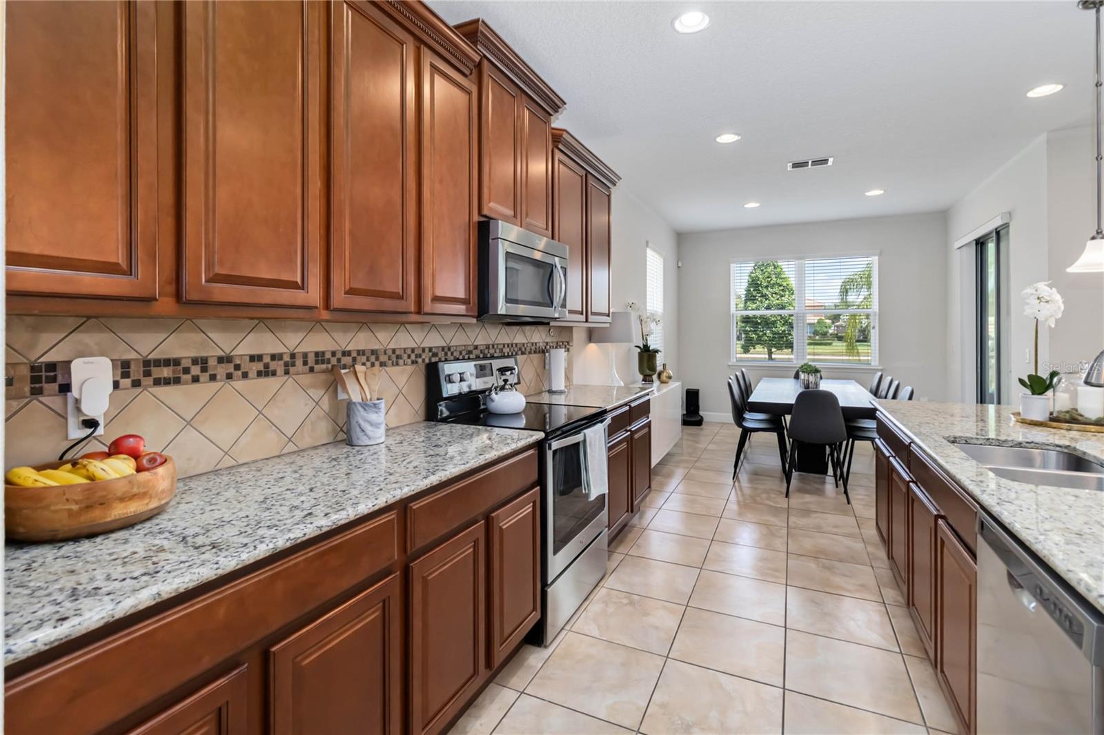 11981 AUTUMN FERN LN, ORLANDO, FL, 32827