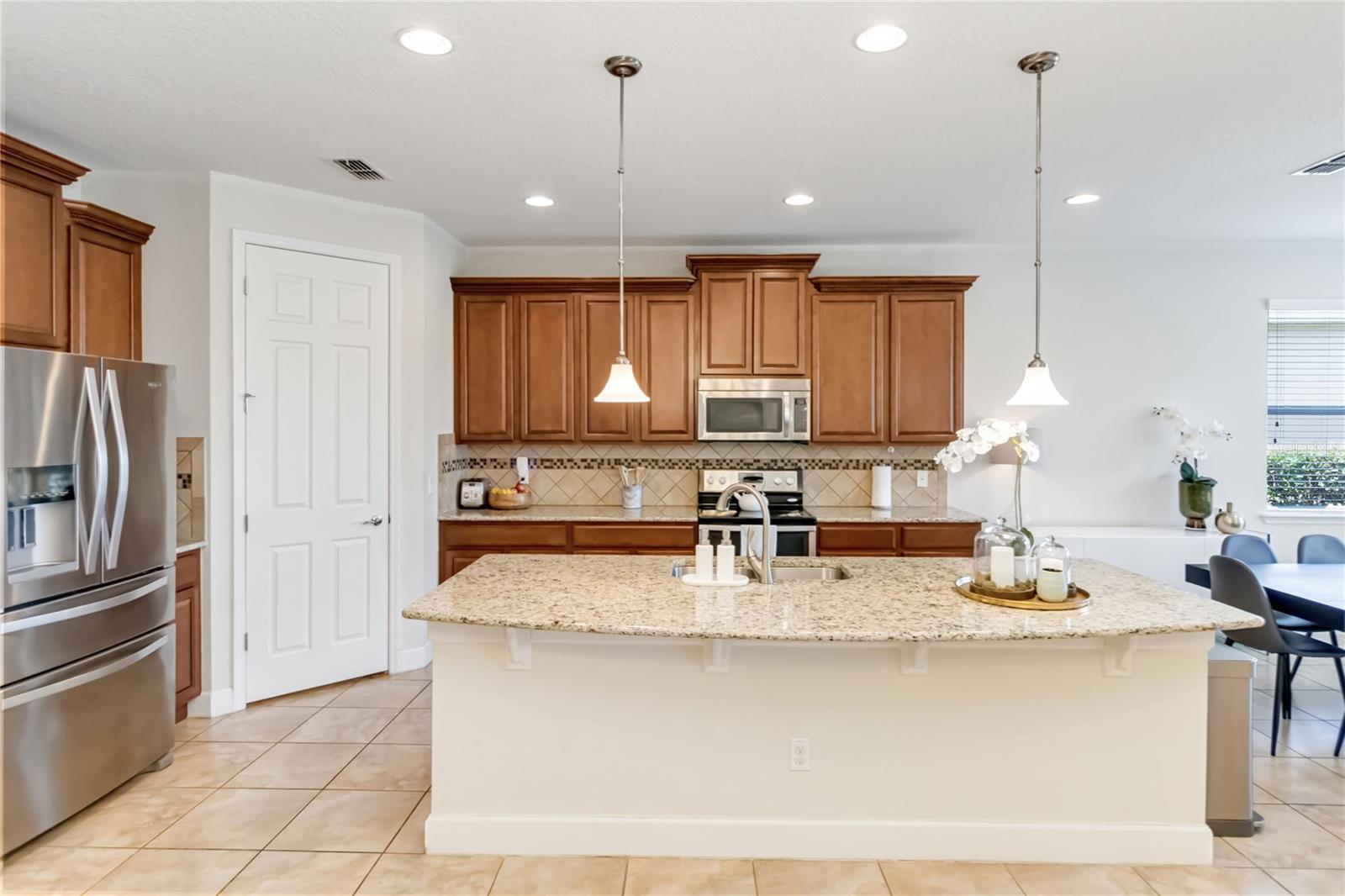 11981 AUTUMN FERN LN, ORLANDO, FL, 32827