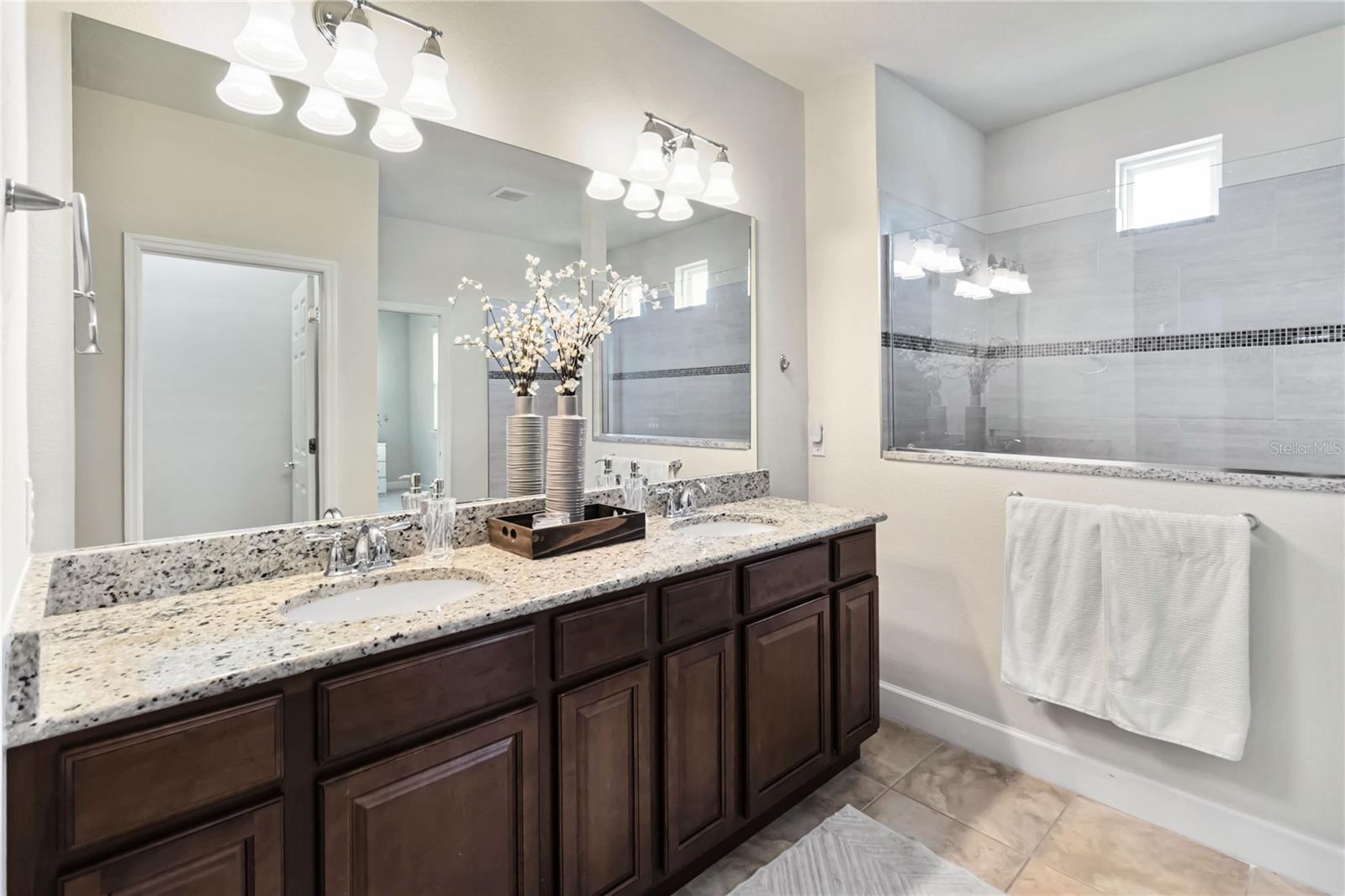 11981 AUTUMN FERN LN, ORLANDO, FL, 32827