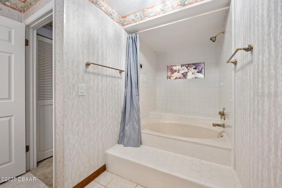 437 N HALIFAX AVE #9, DAYTONA BEACH, FL, 32118