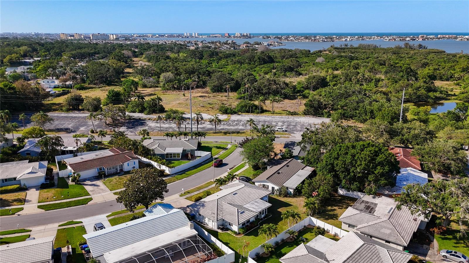 11893 67TH AVE, SEMINOLE, FL, 33772