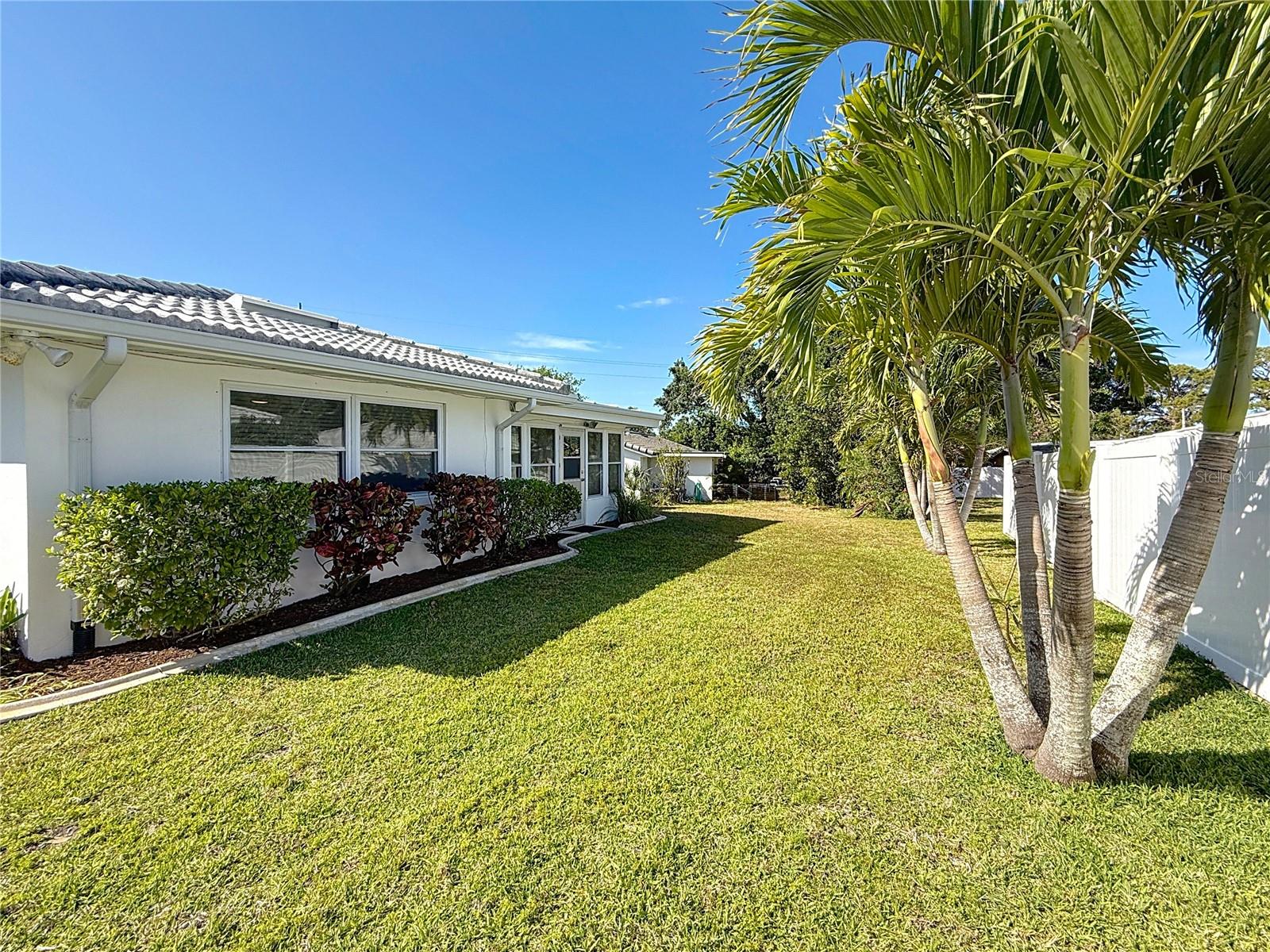 11893 67TH AVE, SEMINOLE, FL, 33772