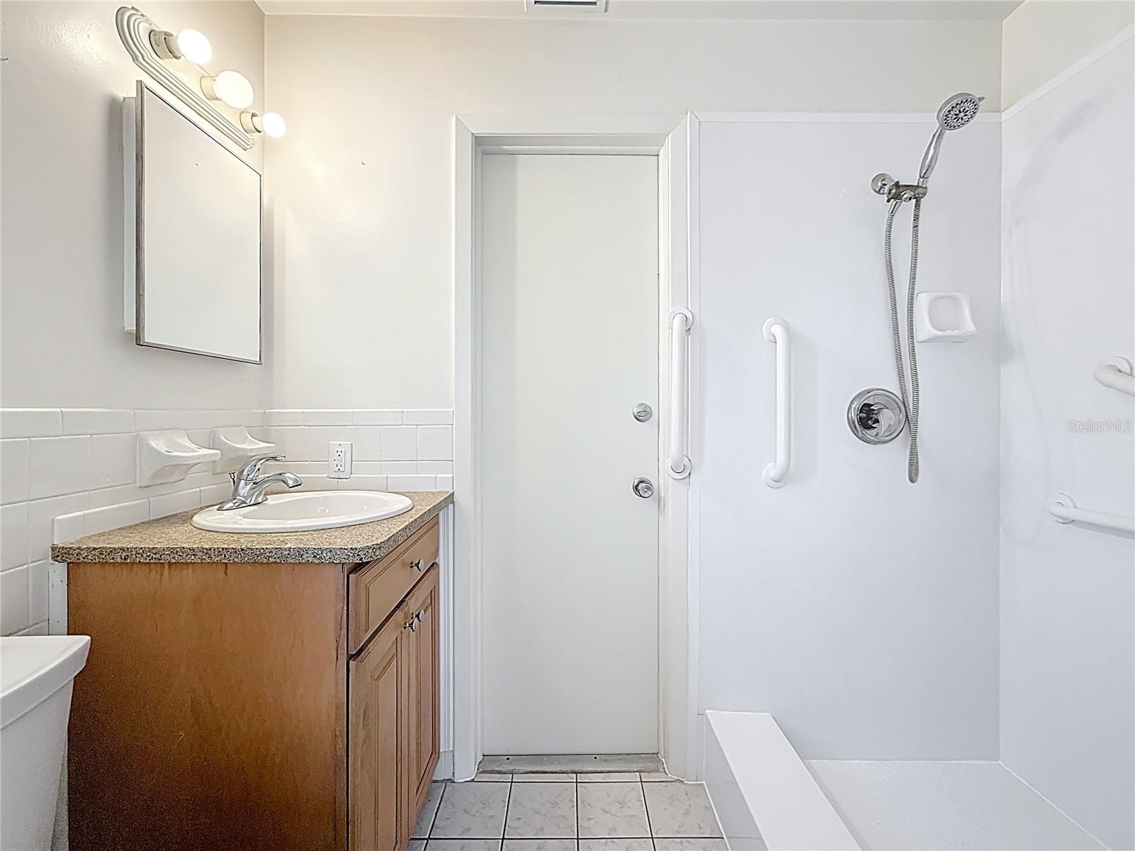 11893 67TH AVE, SEMINOLE, FL, 33772