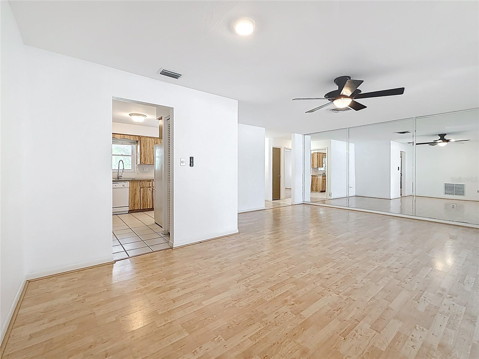 11893 67TH AVE, SEMINOLE, FL, 33772