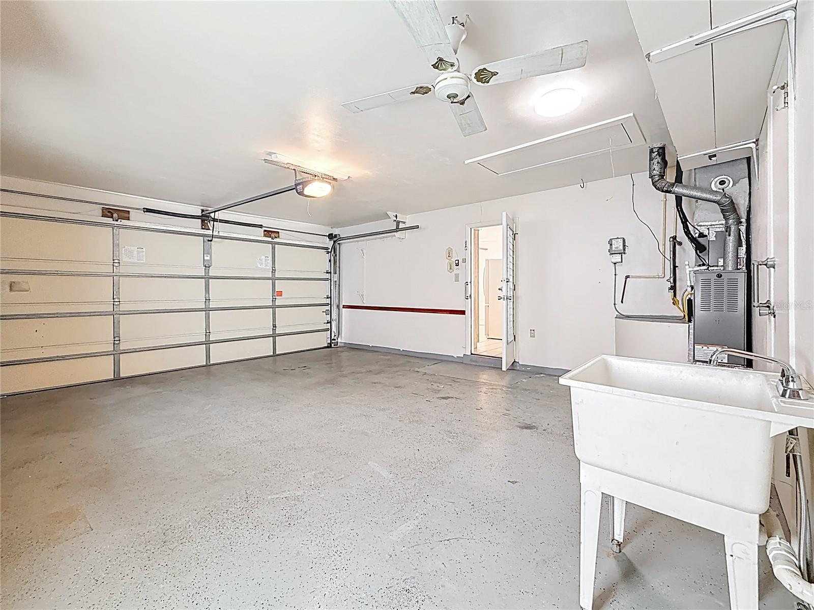 11893 67TH AVE, SEMINOLE, FL, 33772