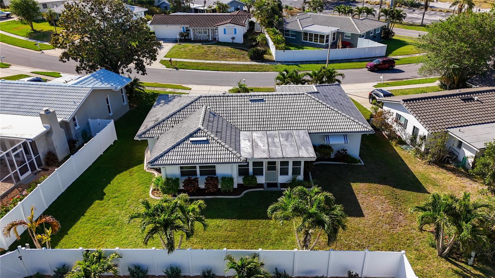 11893 67TH AVE, SEMINOLE, FL, 33772