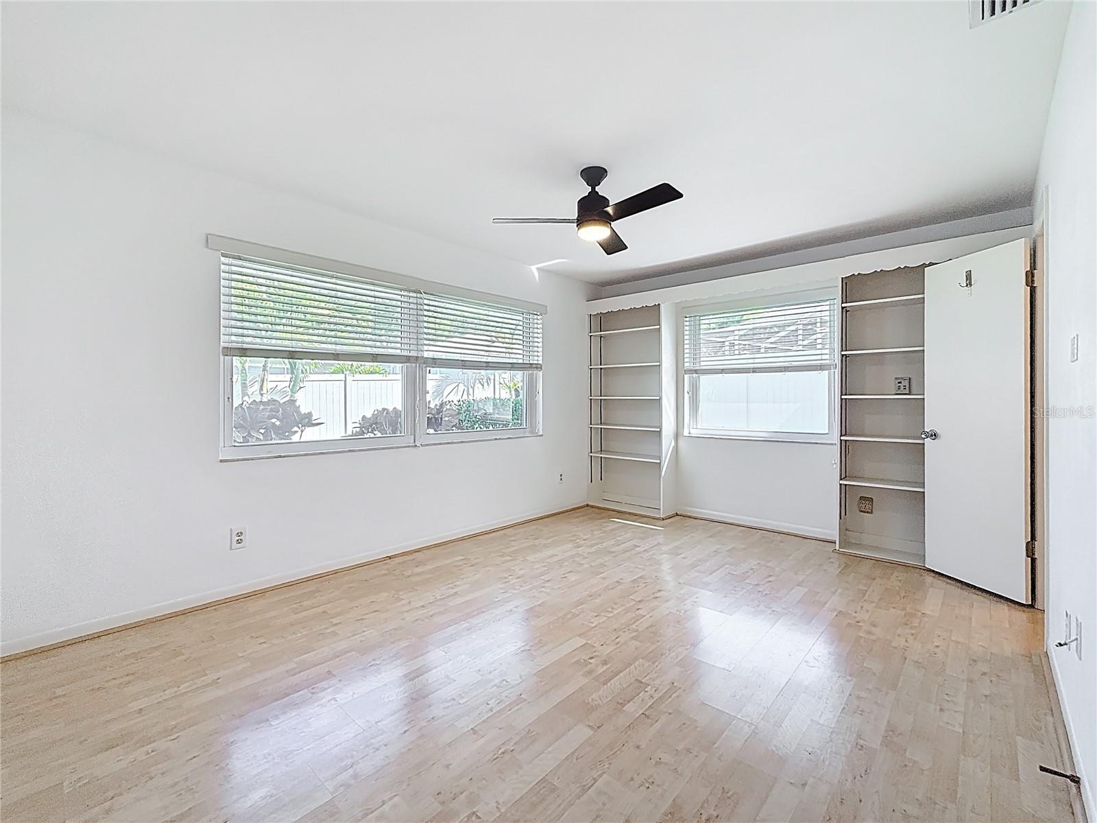 11893 67TH AVE, SEMINOLE, FL, 33772