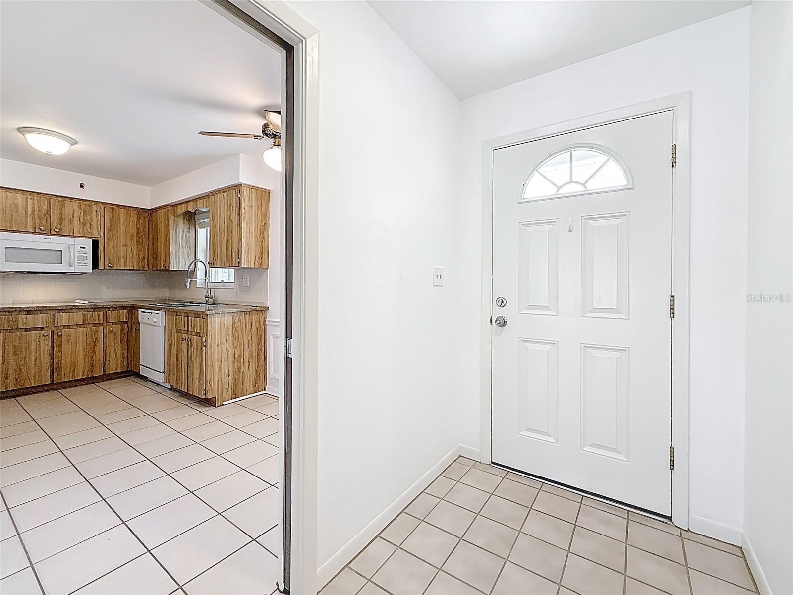 11893 67TH AVE, SEMINOLE, FL, 33772