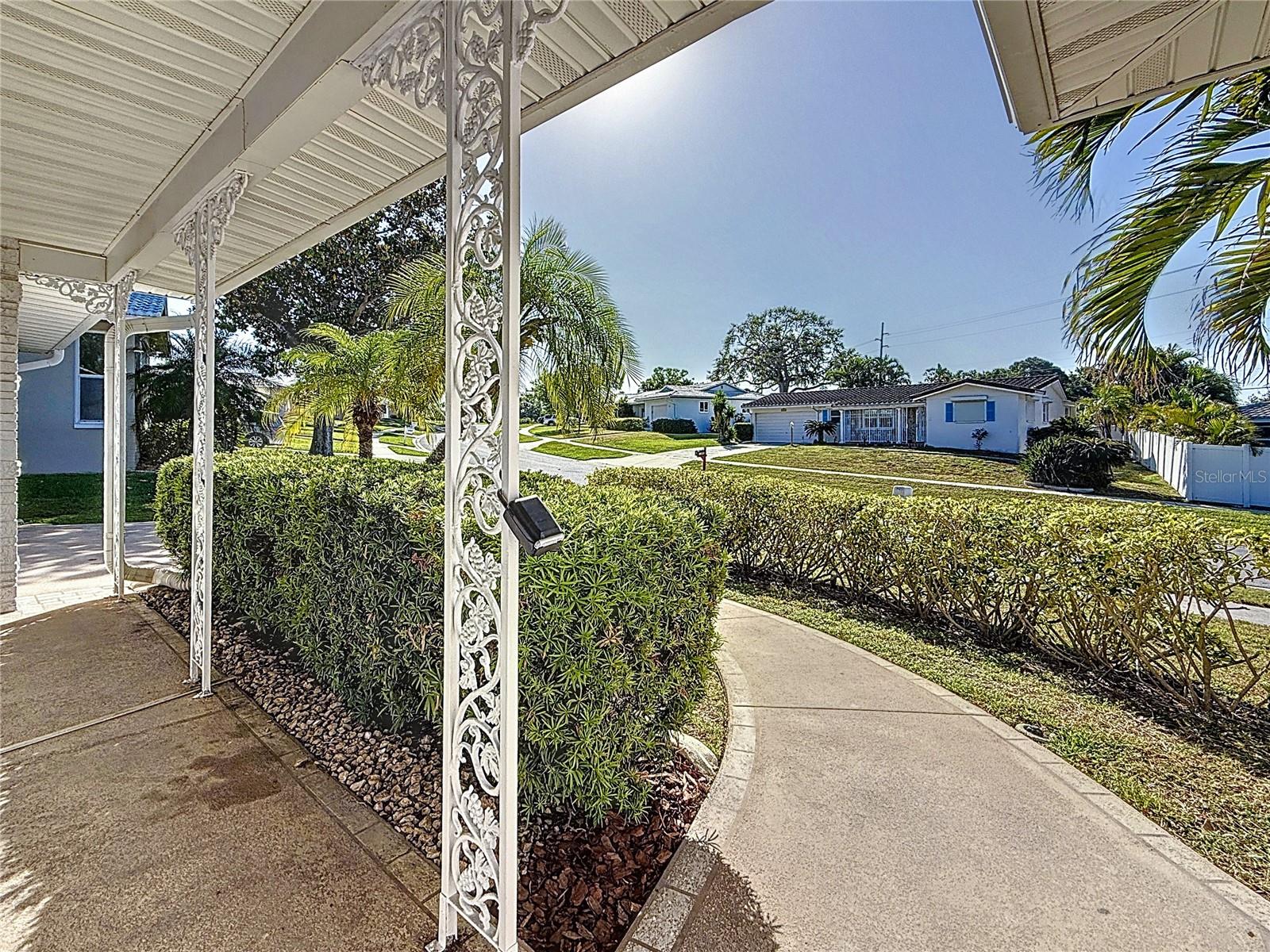 11893 67TH AVE, SEMINOLE, FL, 33772