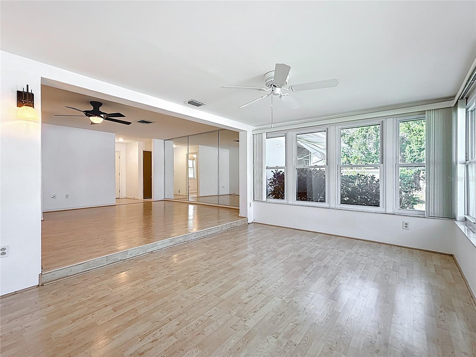 11893 67TH AVE, SEMINOLE, FL, 33772