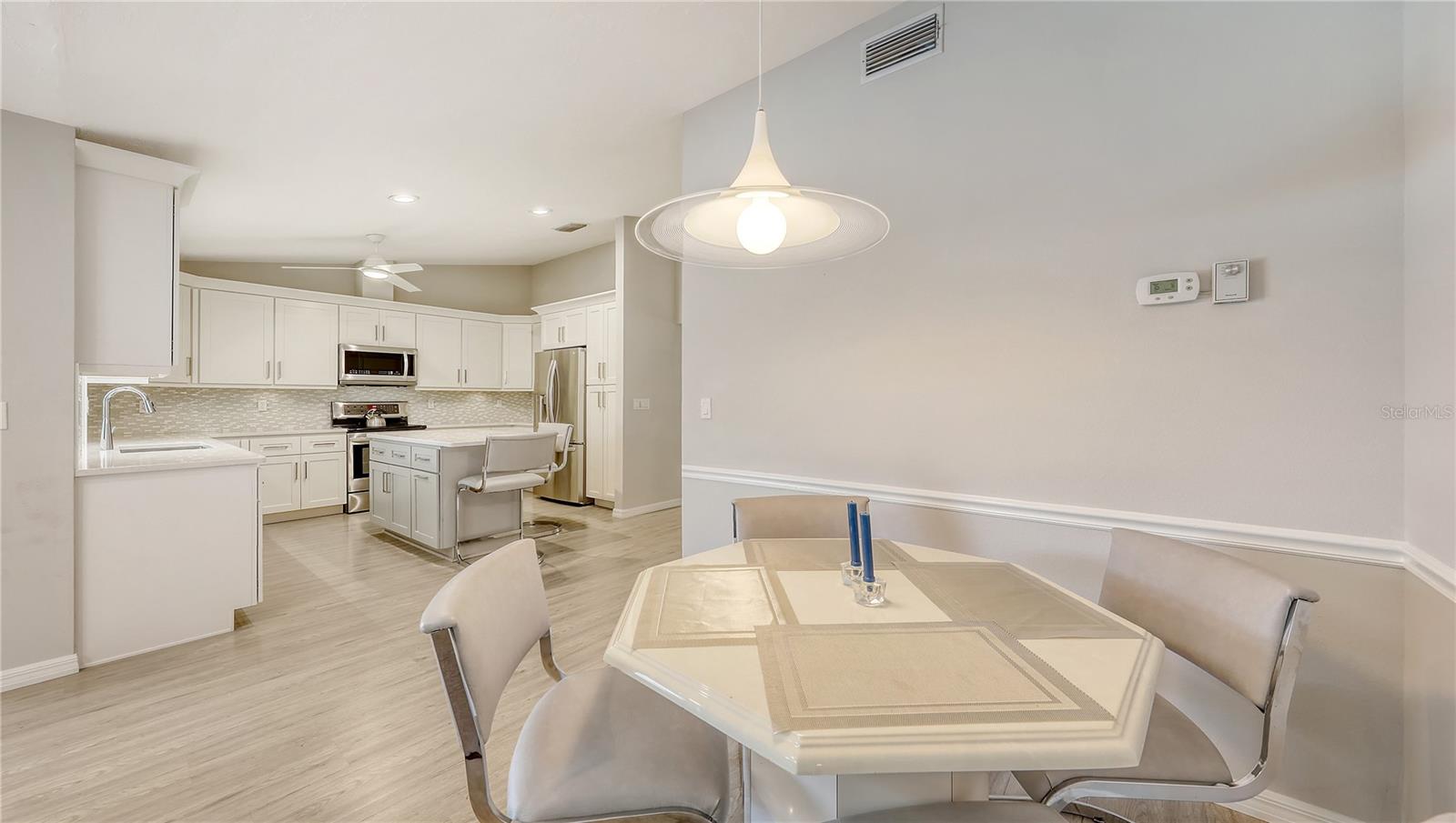 3608 AVENIDA MADERA, BRADENTON, FL, 34210