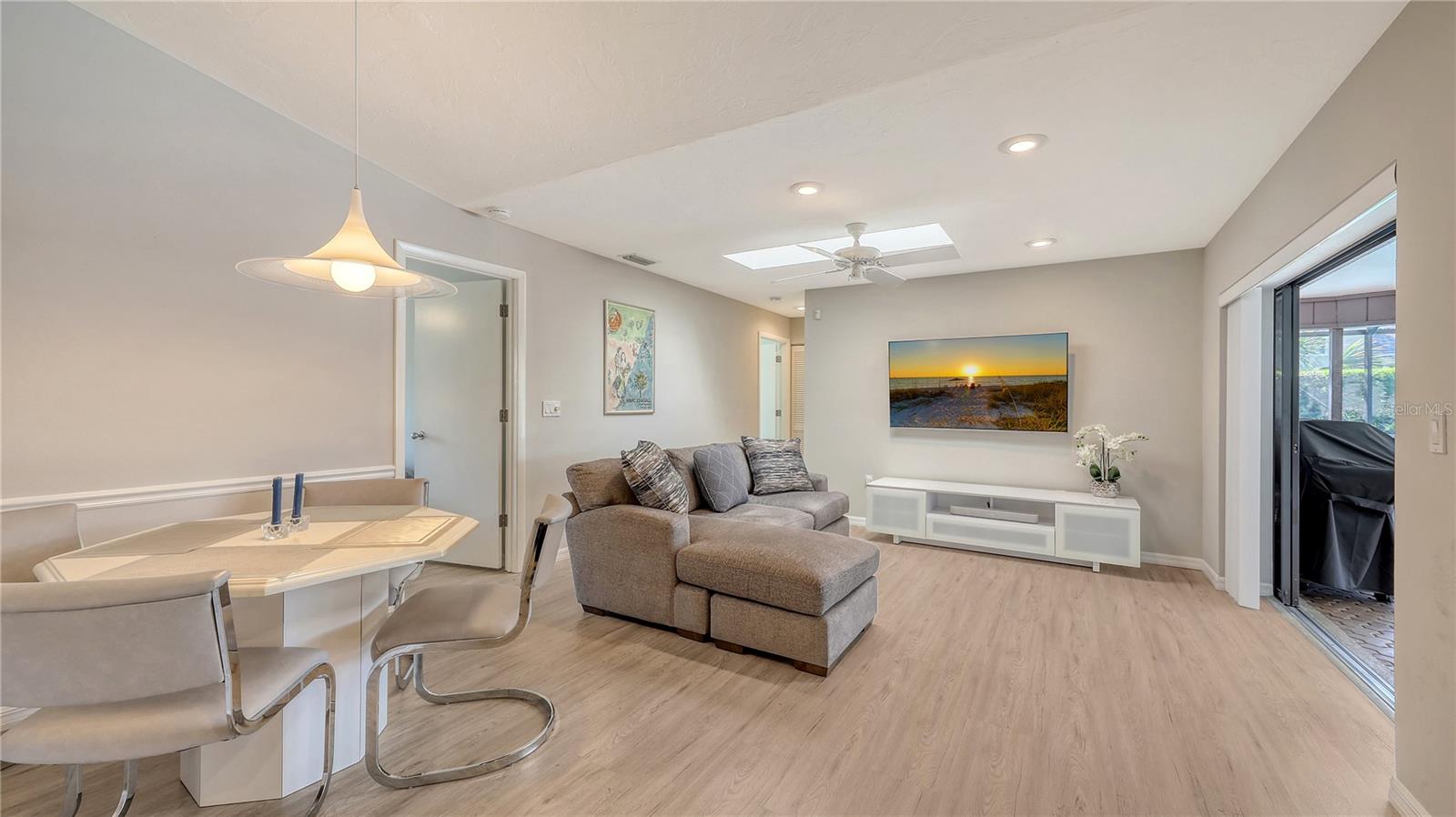 3608 AVENIDA MADERA, BRADENTON, FL, 34210