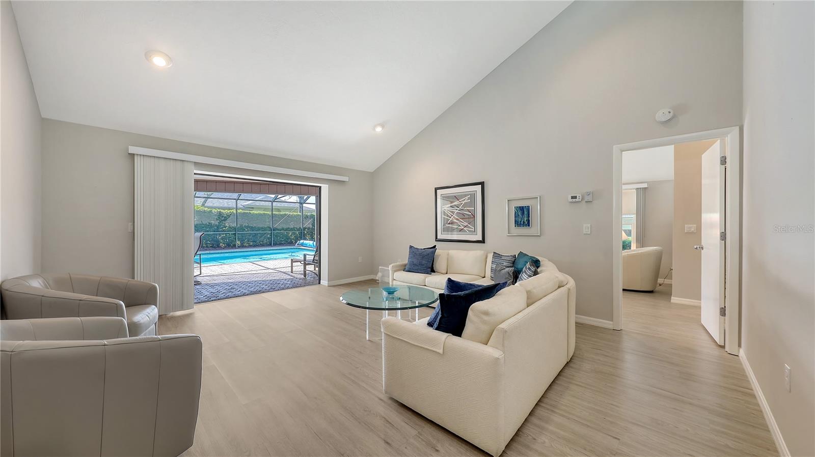 3608 AVENIDA MADERA, BRADENTON, FL, 34210