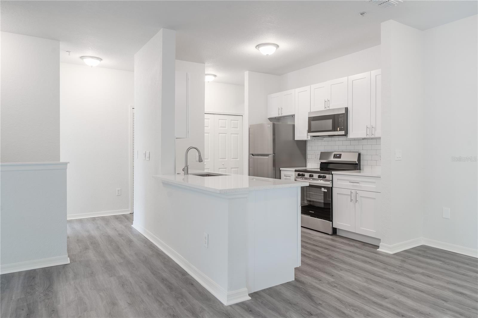 5953 WESTGATE DR #1823, ORLANDO, FL, 32835