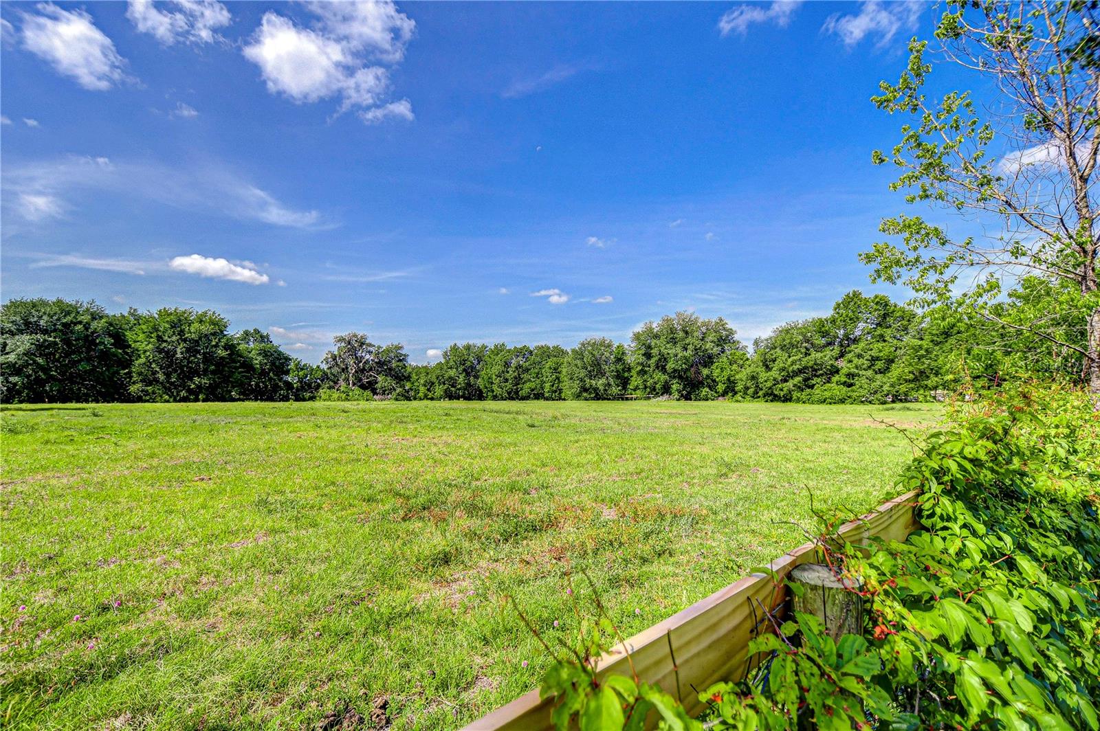 37348 TUCKER RD, ZEPHYRHILLS, FL, 33541