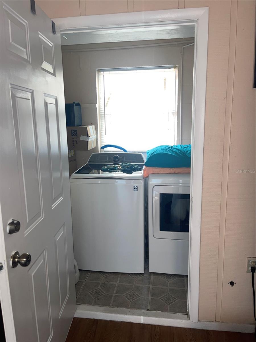 471 LAKE RD, OCALA, FL, 34472