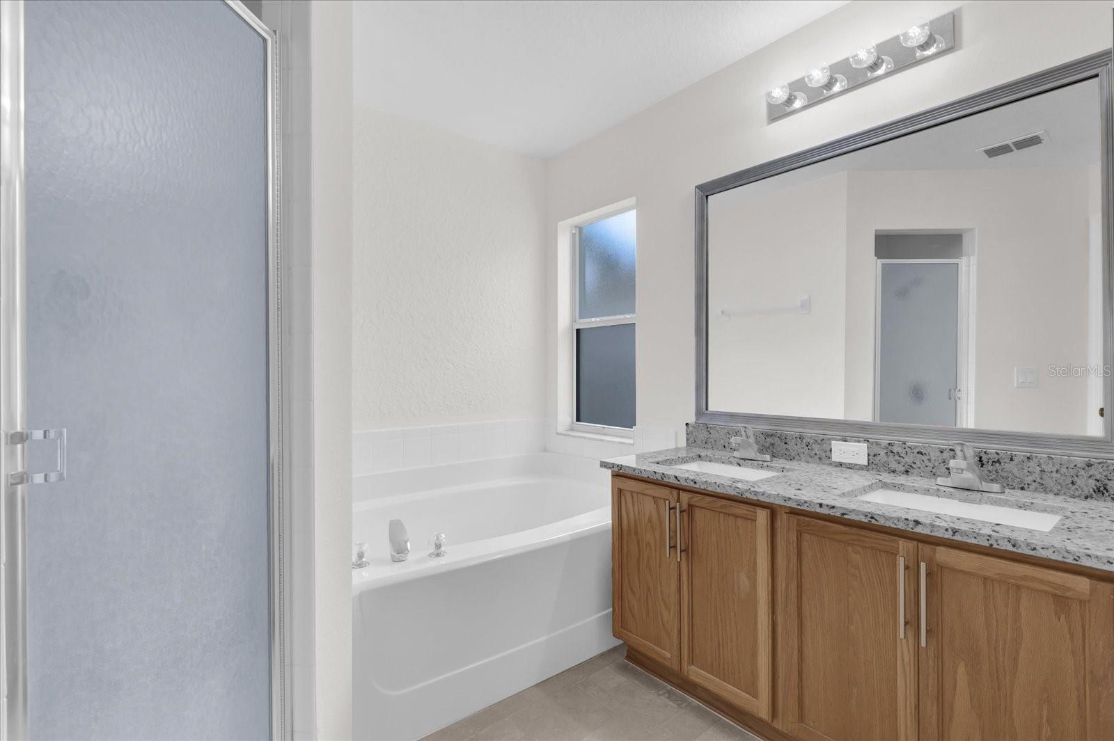 11172 PINEWOOD COVE LN, ORLANDO, FL, 32817