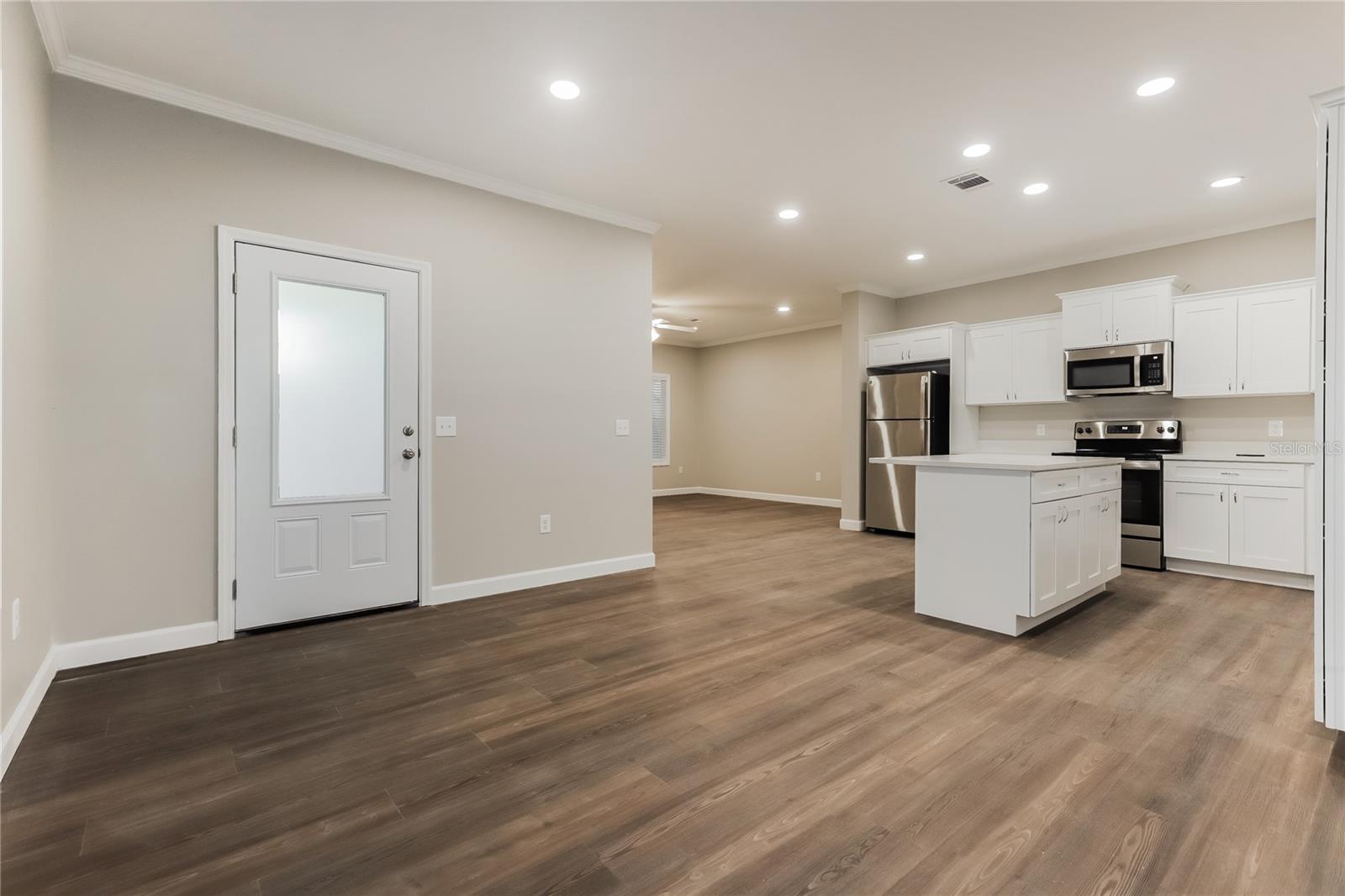 920 15TH AVE S, ST PETERSBURG, FL, 33705