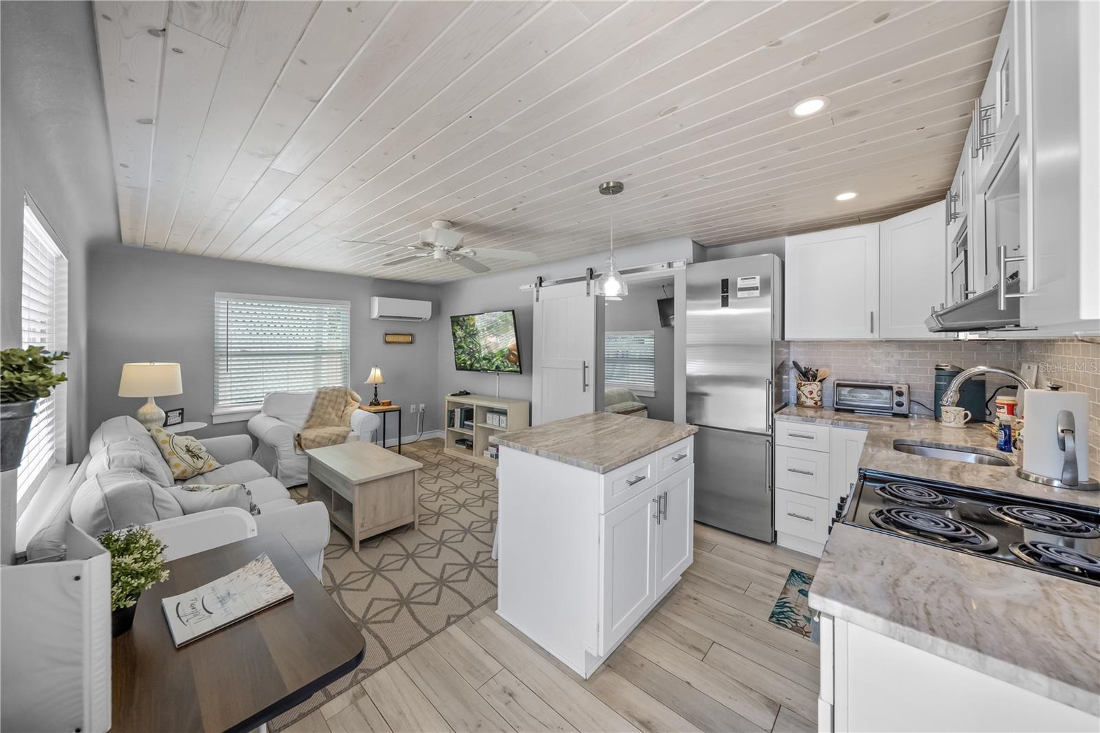 2537 ASHTON RD, SARASOTA, FL, 34231