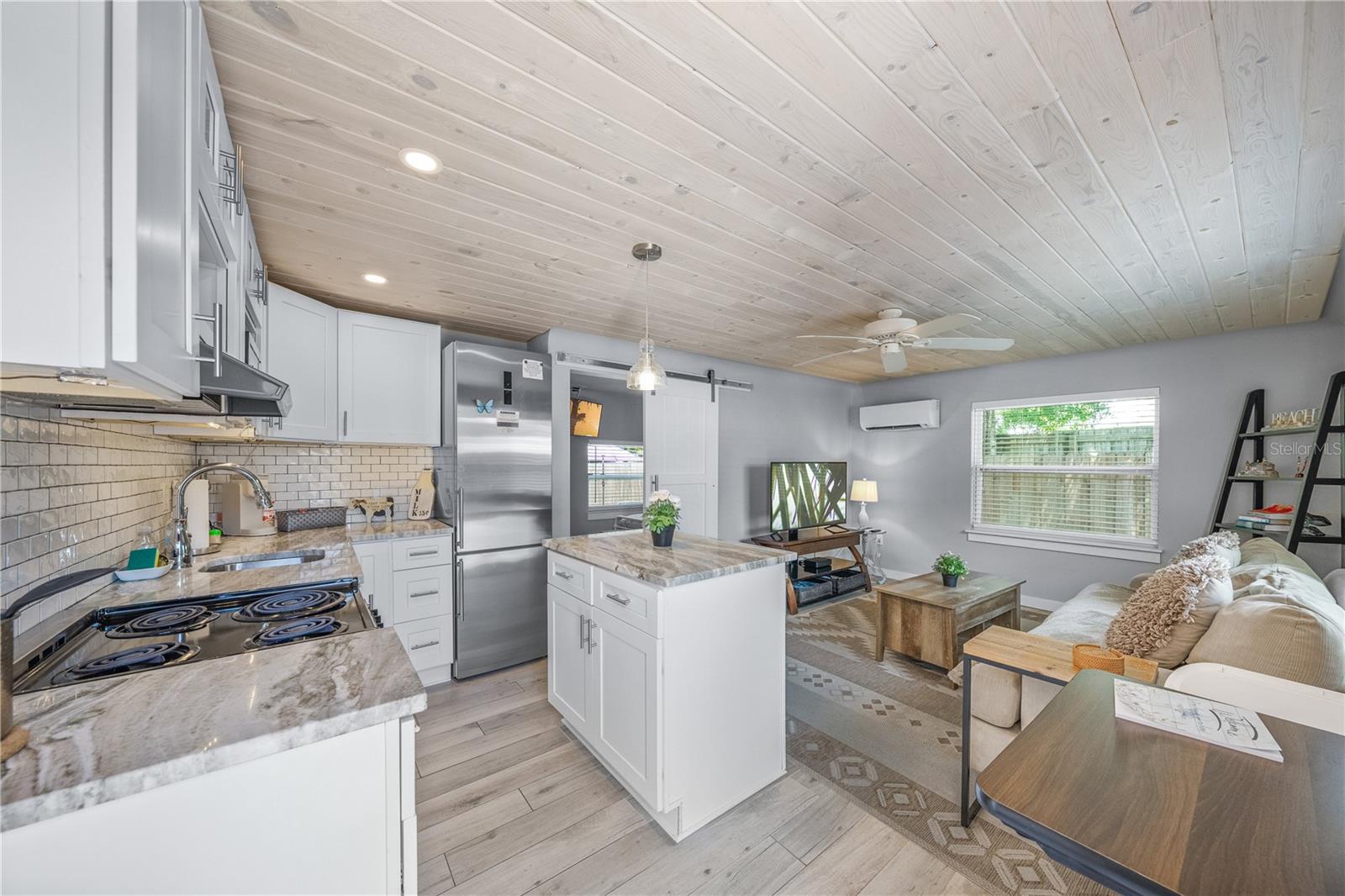 2537 ASHTON RD, SARASOTA, FL, 34231