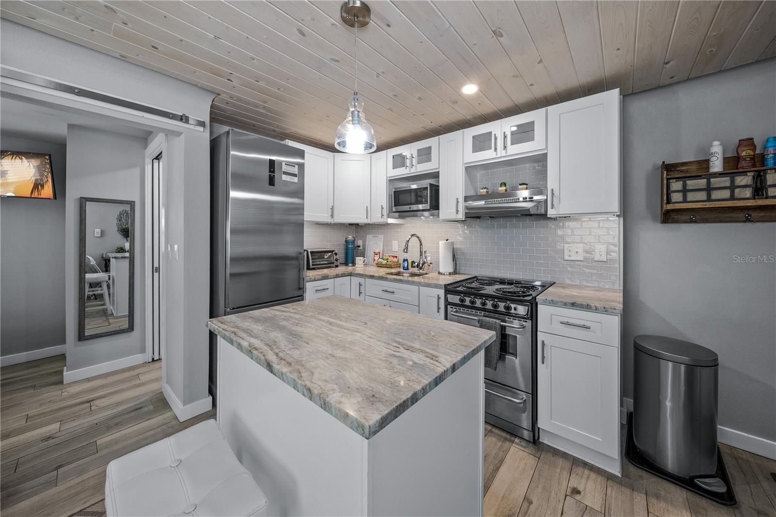 2537 ASHTON RD, SARASOTA, FL, 34231