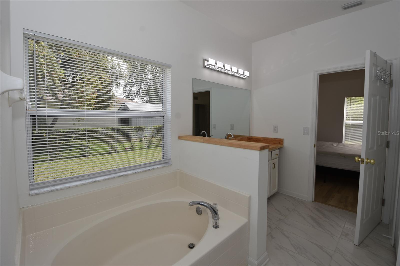 19 BURNHAM LN, PALM COAST, FL, 32137