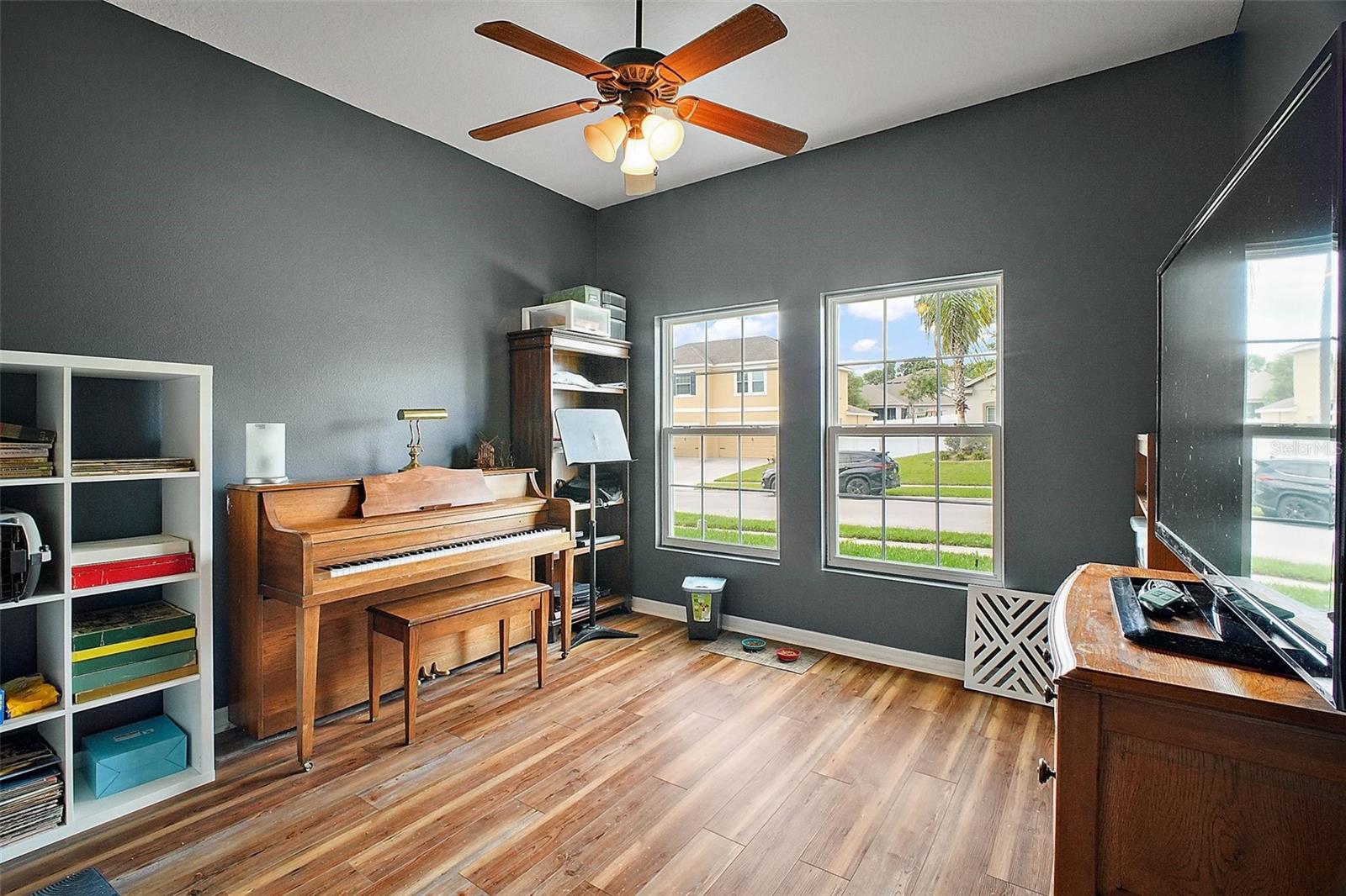 3129 SPICER AVE, GRAND ISLAND, FL, 32735