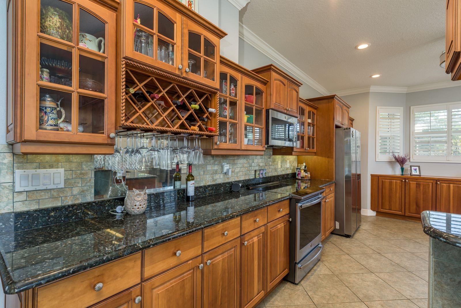 339 MANATEE LN, TARPON SPRINGS, FL, 34689