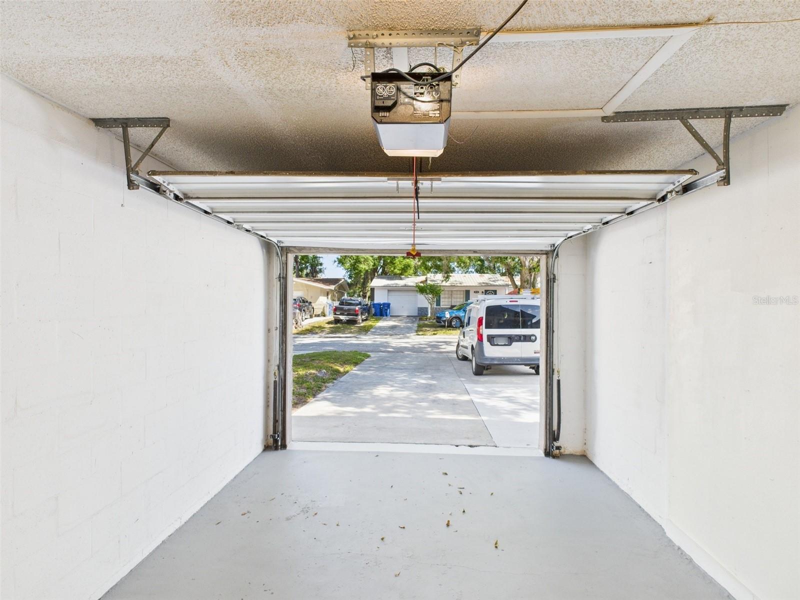 4937 STEEL DUST LN, LUTZ, FL, 33559