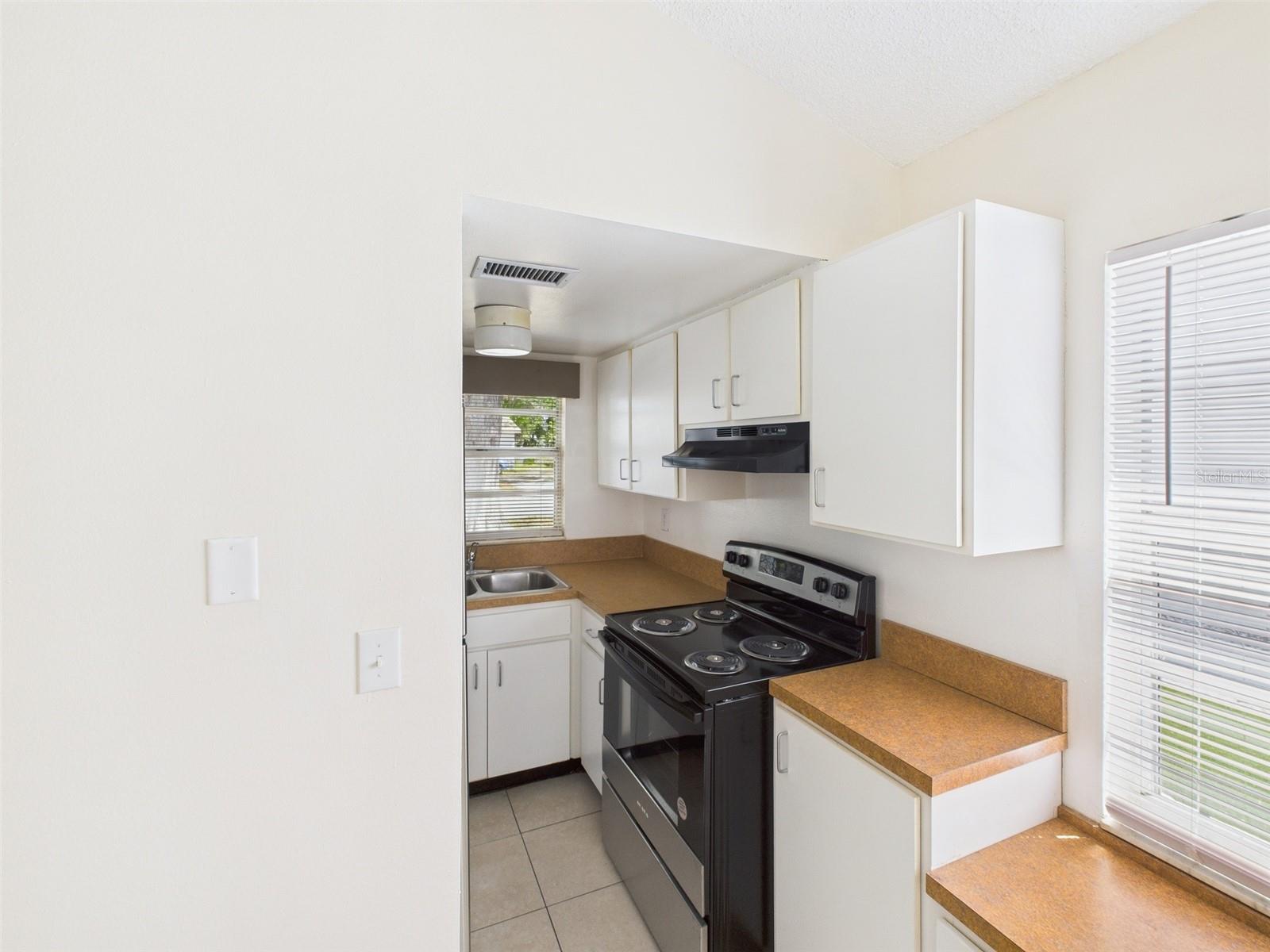 4937 STEEL DUST LN, LUTZ, FL, 33559