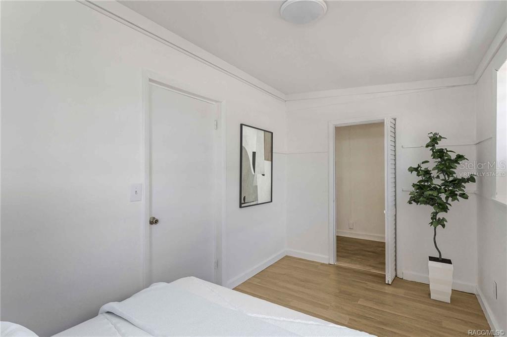 3251 34TH AVE N, ST PETERSBURG, FL, 33713