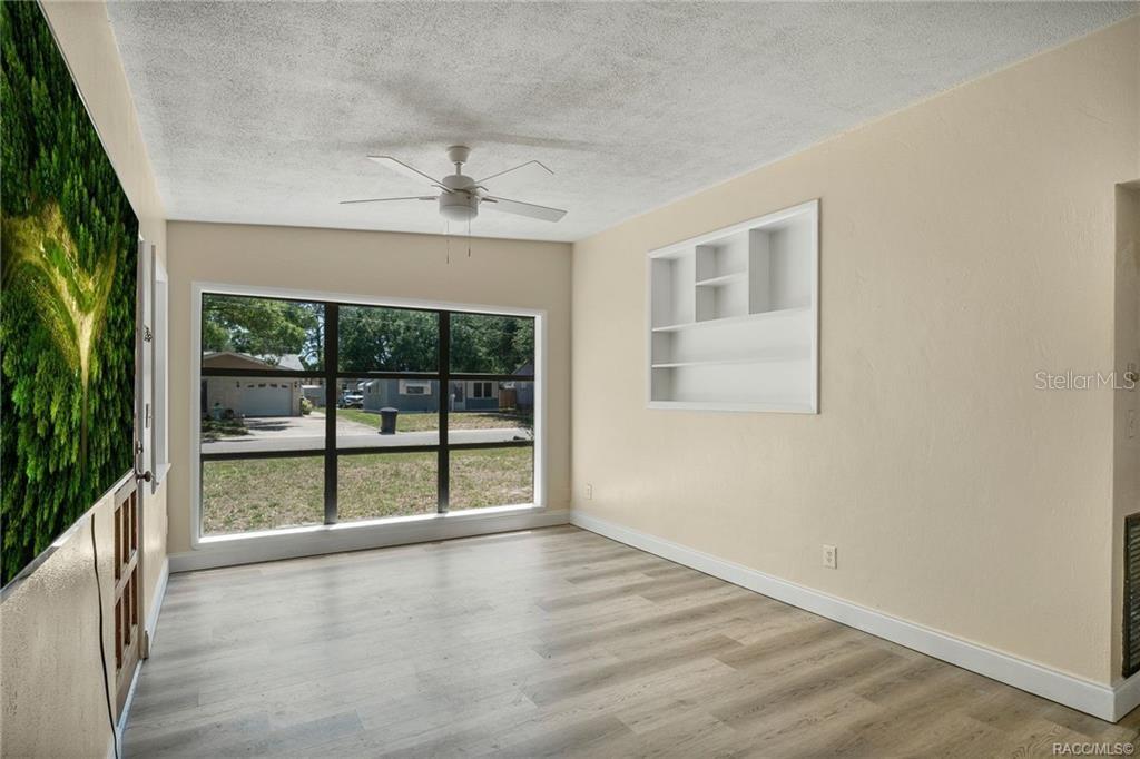 3251 34TH AVE N, ST PETERSBURG, FL, 33713