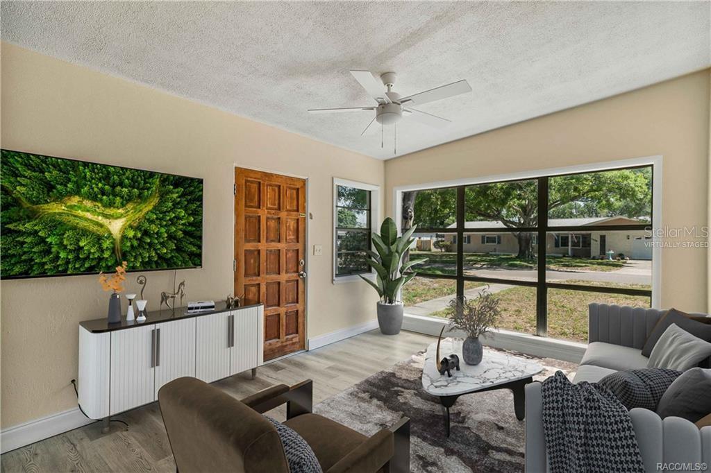 3251 34TH AVE N, ST PETERSBURG, FL, 33713