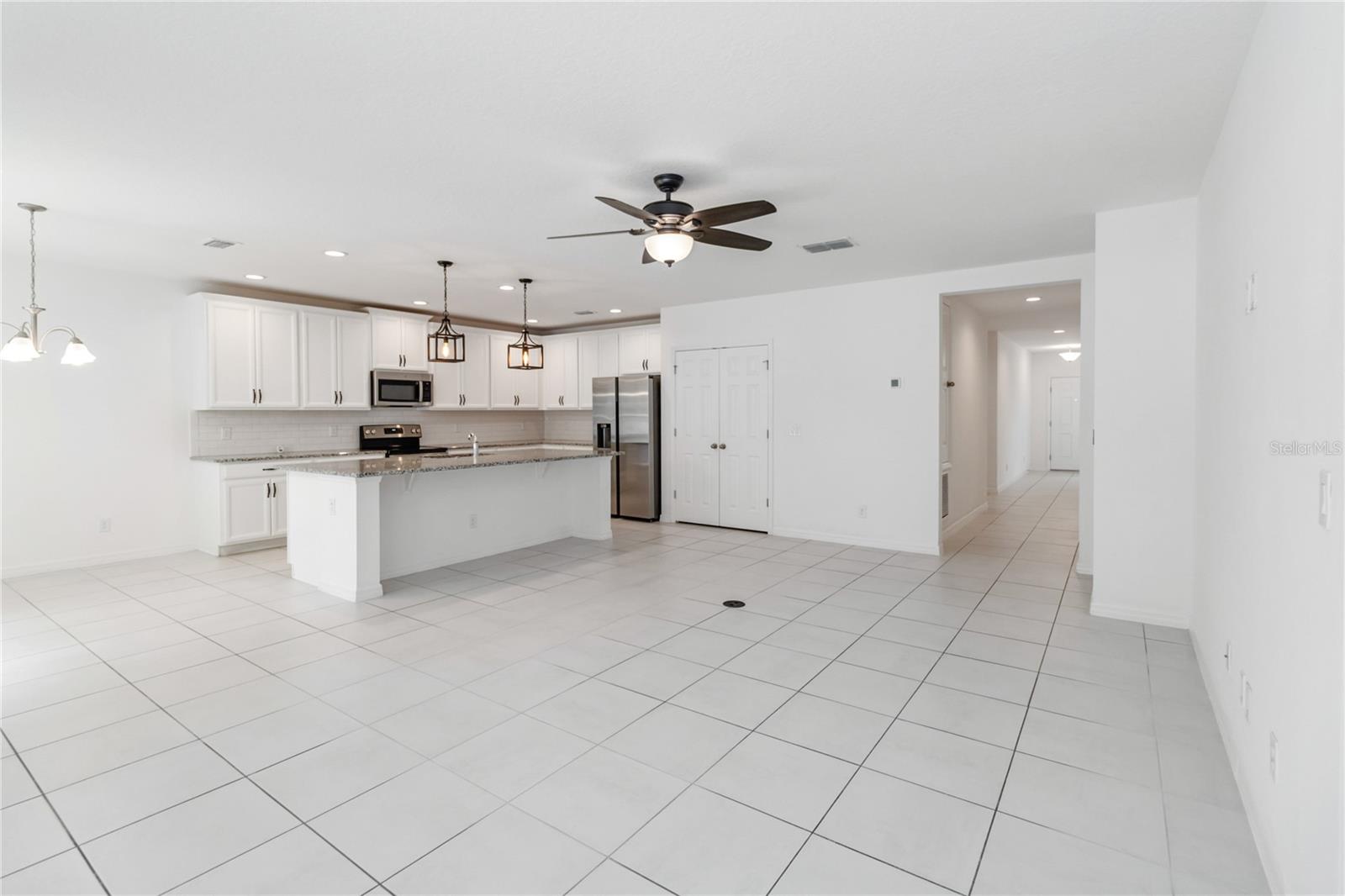 928 AVENAL LN, DAVENPORT, FL, 33837