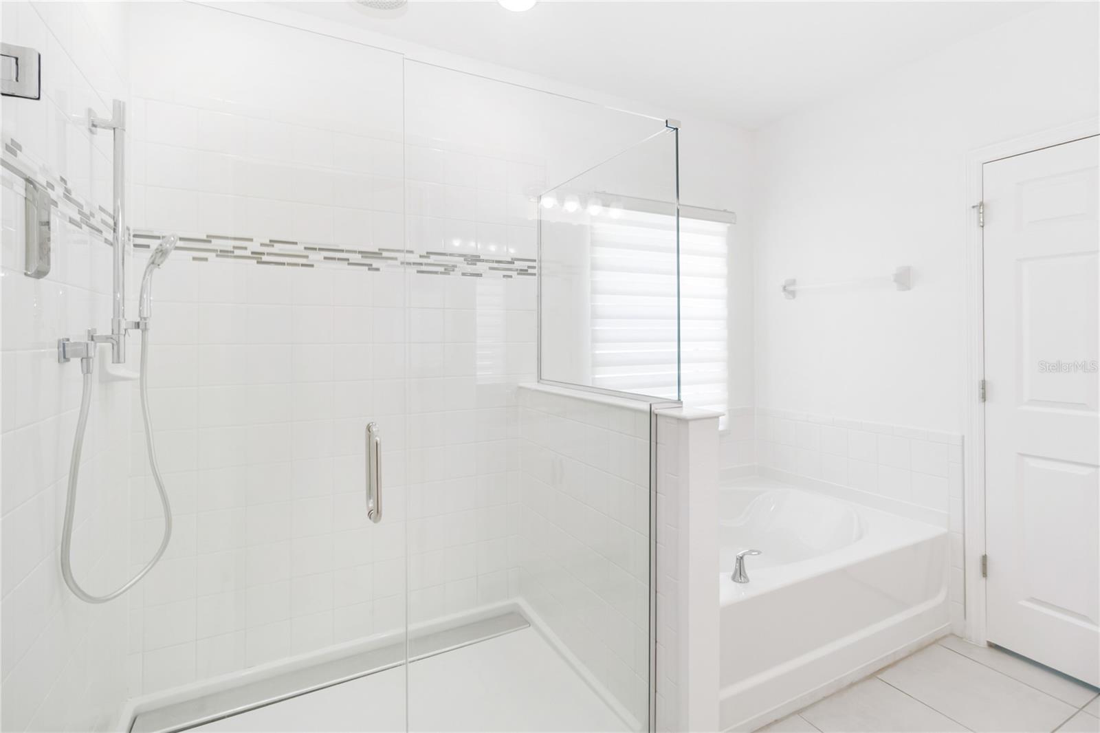 928 AVENAL LN, DAVENPORT, FL, 33837