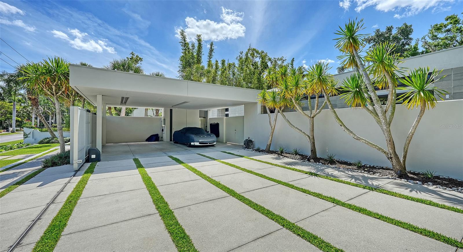 1658 HAWTHORNE ST, SARASOTA, FL, 34239