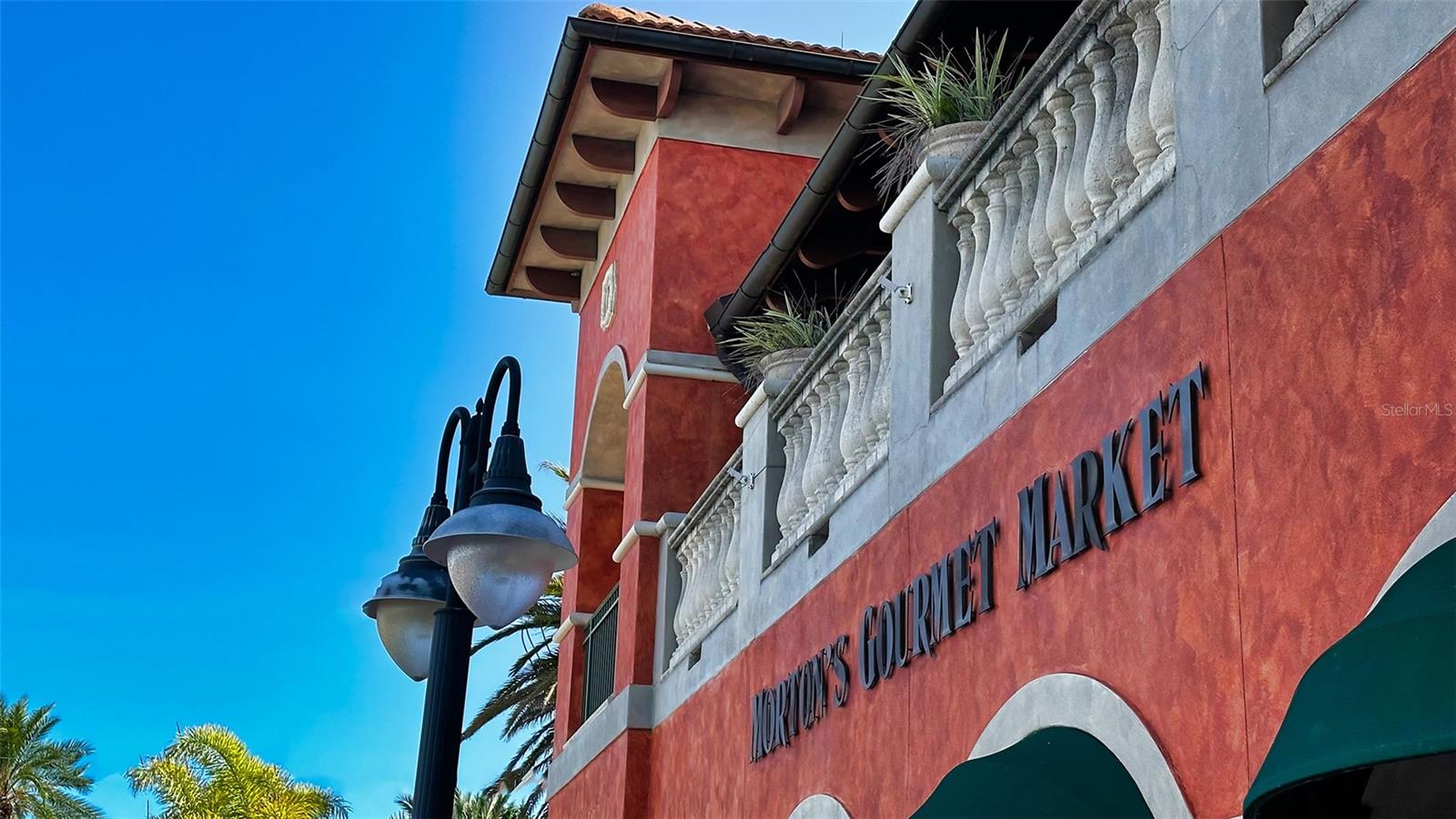 1658 HAWTHORNE ST, SARASOTA, FL, 34239