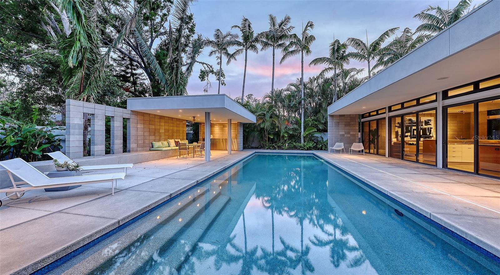 1658 HAWTHORNE ST, SARASOTA, FL, 34239