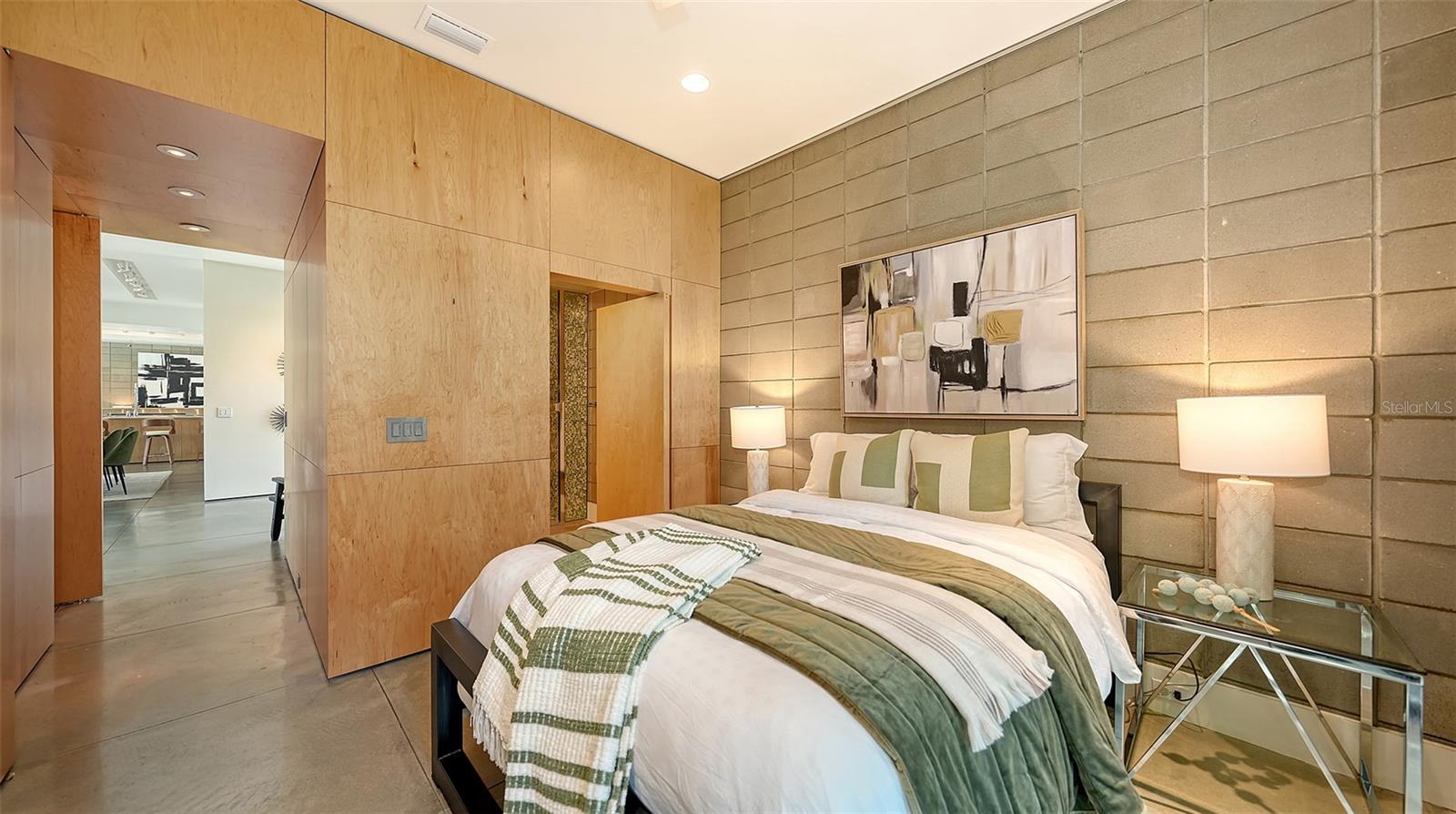 1658 HAWTHORNE ST, SARASOTA, FL, 34239