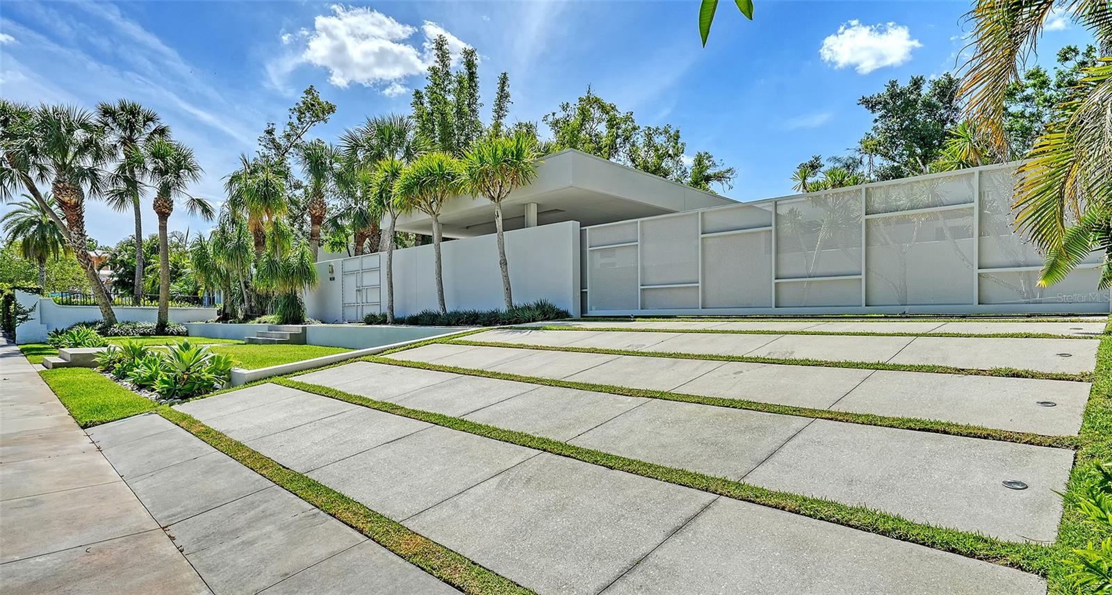 1658 HAWTHORNE ST, SARASOTA, FL, 34239