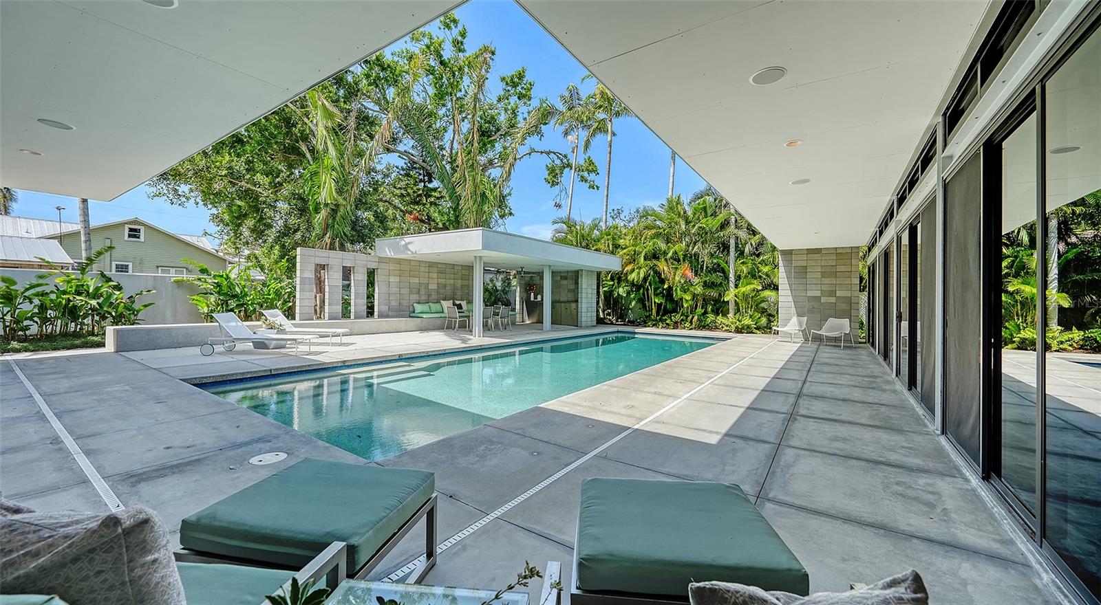 1658 HAWTHORNE ST, SARASOTA, FL, 34239