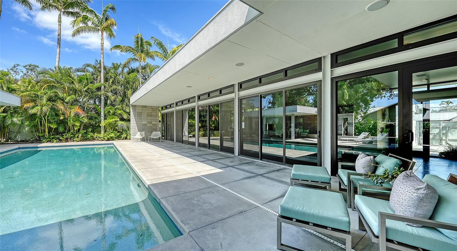 1658 HAWTHORNE ST, SARASOTA, FL, 34239