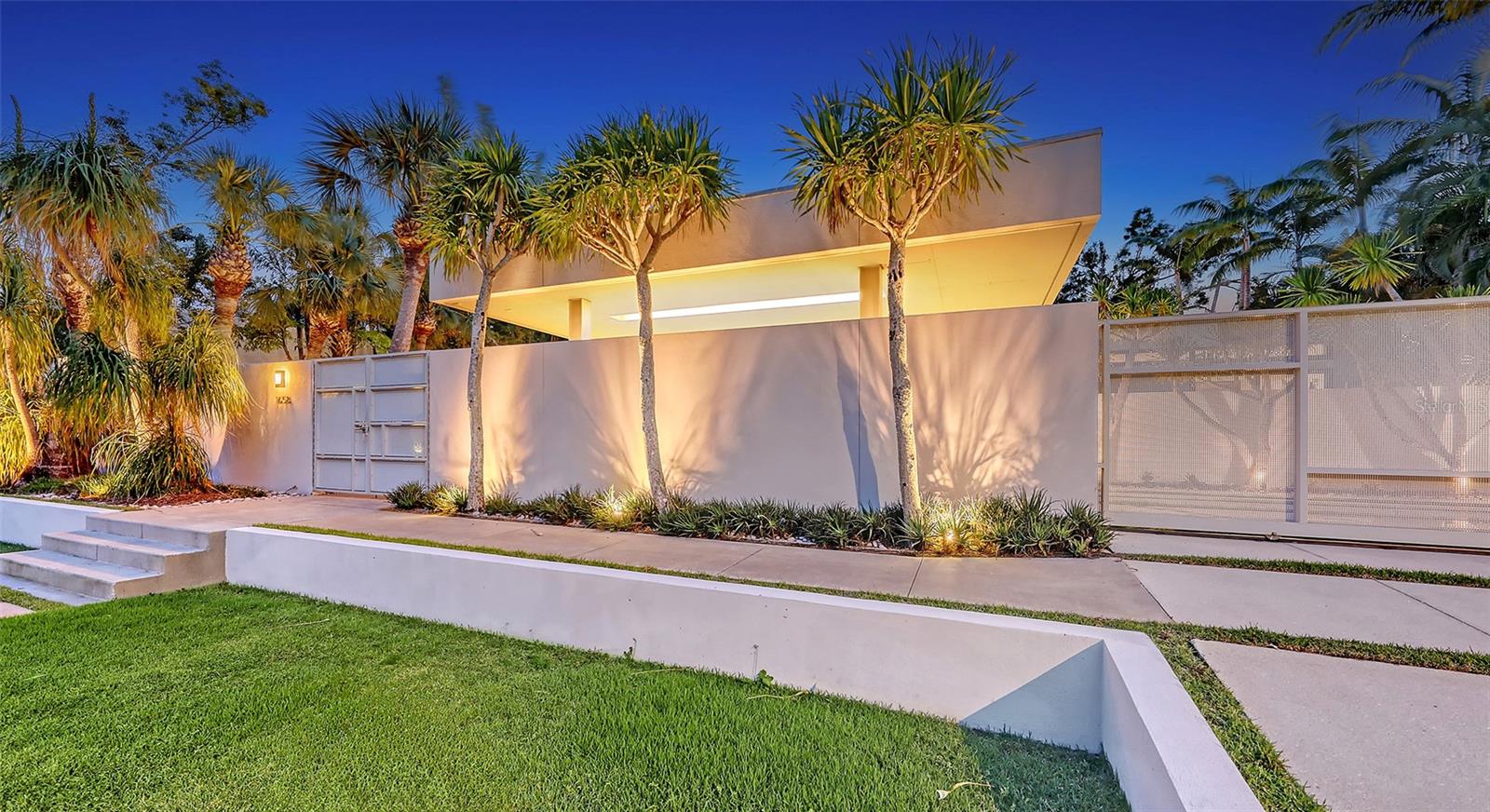 1658 HAWTHORNE ST, SARASOTA, FL, 34239