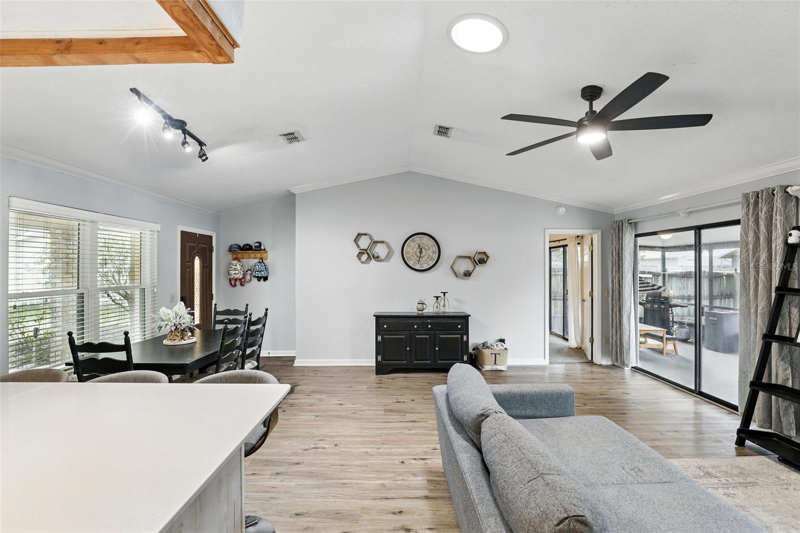 10049 CUSTER CIR, ORLANDO, FL, 32817