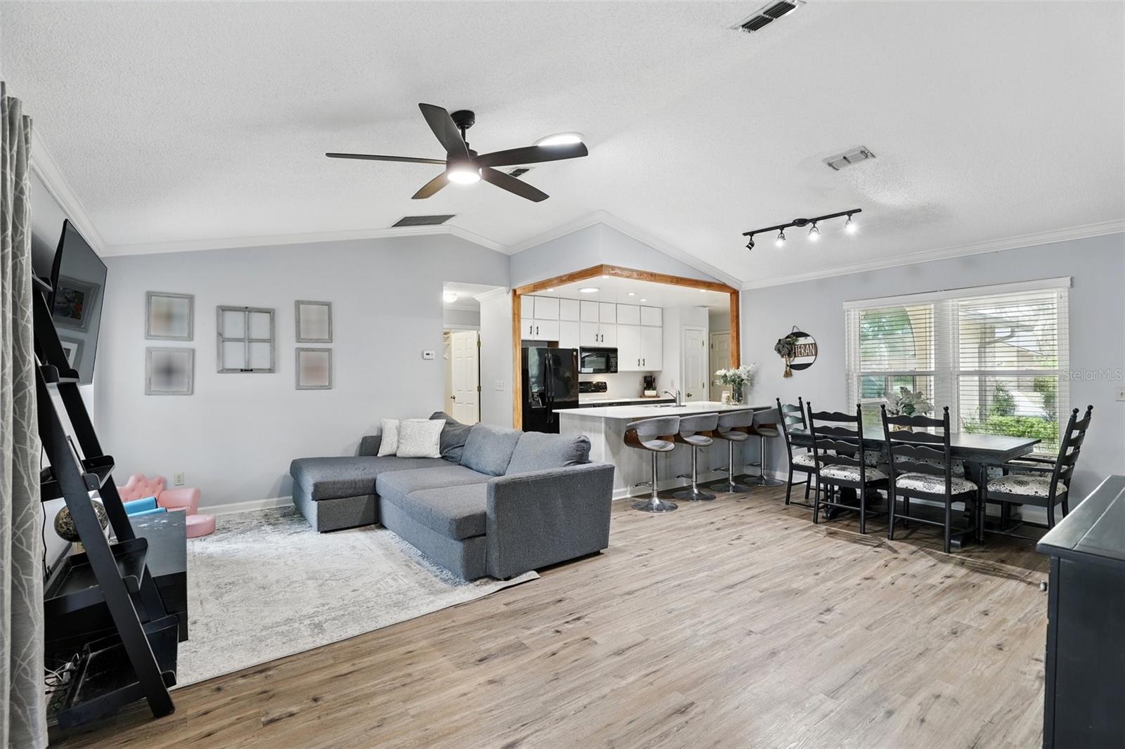 10049 CUSTER CIR, ORLANDO, FL, 32817