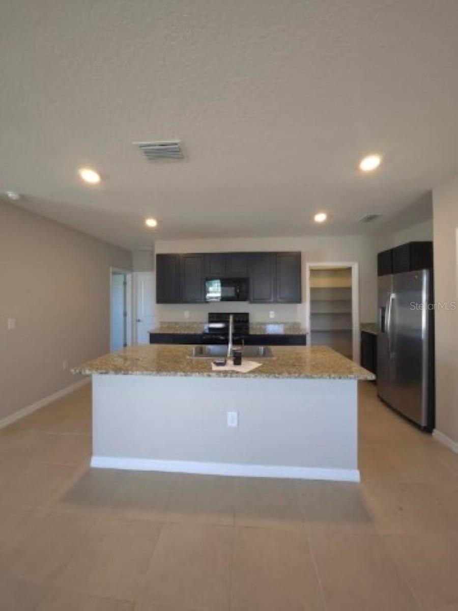 1580 BERING RD, WESLEY CHAPEL, FL, 33543